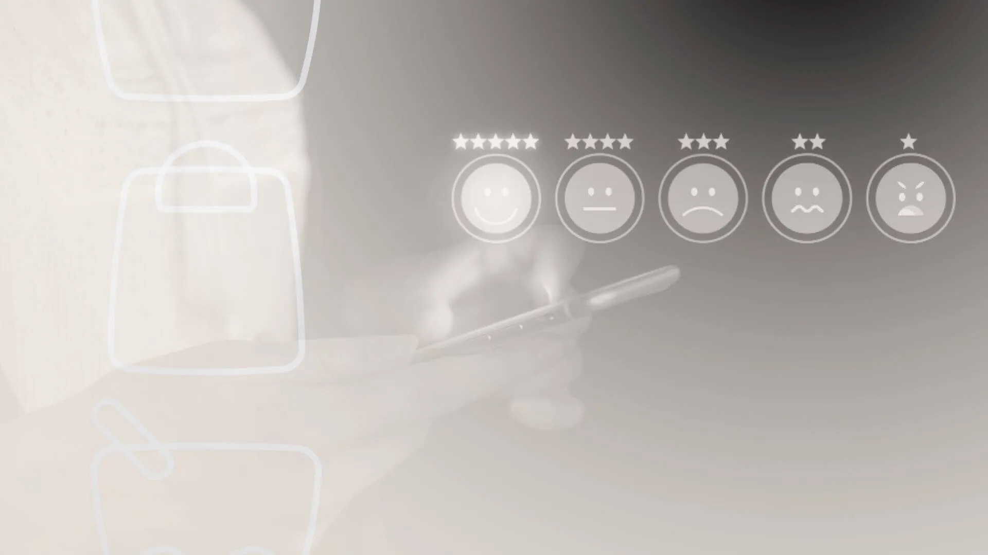 Pessoa segurando um smartphone para responder a uma pesquisa de satisfação do cliente, com destaque para a avaliação de cinco estrelas e emoji feliz.